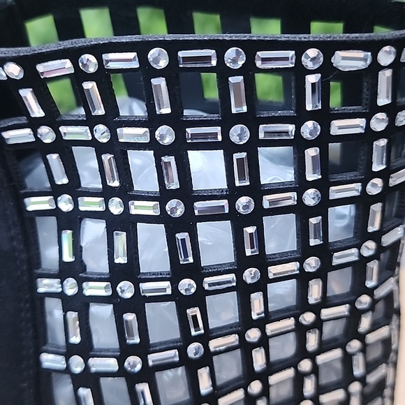 GUESS Women's Randir Black Suede with Rhinestone Dress Booties Size 8 M NWOT - Picture 7 of 11